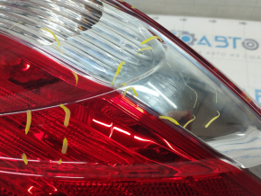 Light outer wing right Toyota Camry v55 15-17 usa scratches, chip on glass, crack