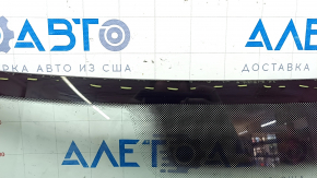 Windshield VW Tiguan 09-17 air on the edge, worn