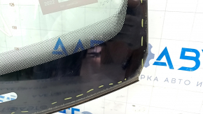 Windshield VW Tiguan 09-17 air on the edge, worn