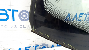 Windshield VW Tiguan 09-17 air on the edge, worn