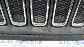 Radiator grill grill Jeep Renegade 15-18 pre-rest assembly, plastic turned white, sand on chrome