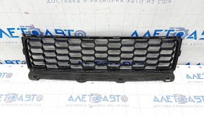 Lower grille of the front bumper central Jeep Renegade 15-18 pre-rest, broken, broken fasteners