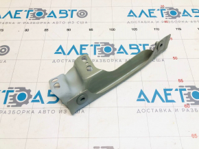 Right wing bracket VW Tiguan 18- upper