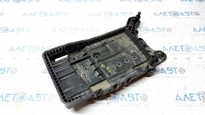 Battery tray VW Tiguan 18 - broken mount