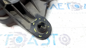 Battery tray VW Tiguan 18 - broken mount