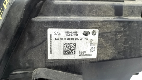 Headlight front right VW Tiguan 12-17 bare rest halogen, varnish peeling off, scratches, sand