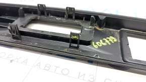 VW Tiguan 09-17 trunk door number plate light broken mount