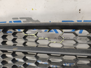 Lower grille front bumper VW Passat b7 12-15 USA broken honeycomb
