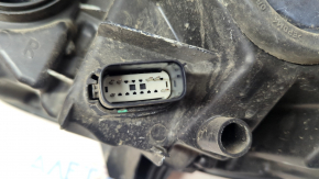 Headlight front right Ford Fusion mk5 13-16 sand, chips, no bulb plug