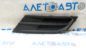 Front bumper grille side right VW Jetta 15-18 USA without fog lights, crack, sand