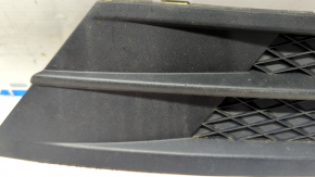 Front bumper grille side right VW Jetta 15-18 USA without fog lights, crack, sand