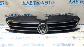 Radiator grill grill VW Jetta 15-18 USA with badge, with chrome, sand