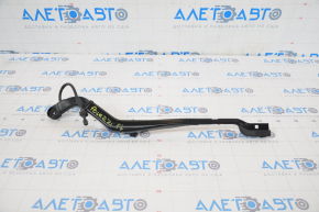 Left wiper arm Polestar 2 21- code: C101 with hose, with nozzles, without heating