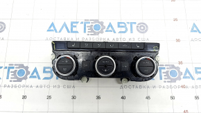 Climate control VW Tiguan 09-15 auto with heated seats, crack in glass, scratches
