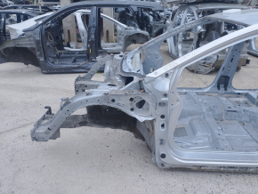 Front left quarter Honda Clarity 18-21 usa on body, silver