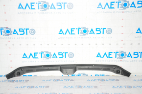 Bonnet seal center Audi A4 B9 17-