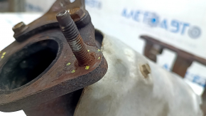 Exhaust manifold with catalytic converter Jeep Renegade 15-2.4 rusty, threads stripped on studs