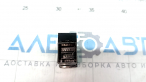 USB Hub, AUX Toyota Camry v55 15-17 usa
