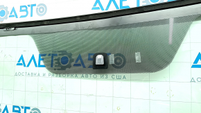 Windshield Toyota Prius 30 10-15 air on edge, sand