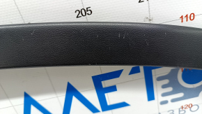 Front right wing arch trim VW Tiguan 09-17 structure, broken fasteners, scratches, abrasions