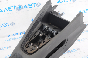 Central console armrest and cup holders Polestar 2 21- armrest leather black, dry cleanable