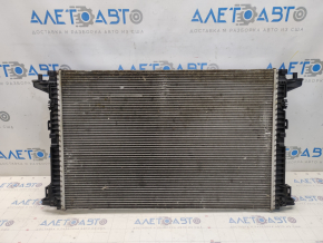 Radiator cooling water Audi Q7 16- 2.0T broken