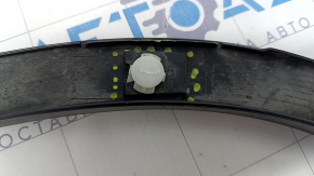 Front left wing arch trim VW Tiguan 09-17 structure, broken fasteners, scratches, abrasions