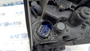 Front right headlight complete Kia Niro 17-19 HEV, PHEV with bracket, halogen, LED DRL, seal peeled off, varnish peeled off