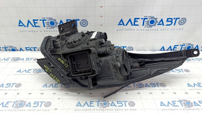 Front right headlight complete Kia Niro 17-19 HEV, PHEV with bracket, halogen, LED DRL, seal peeled off, varnish peeled off