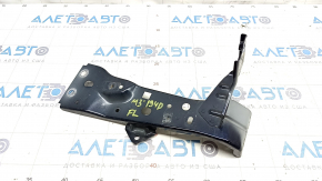 Front left wing bracket Mazda 3 19-