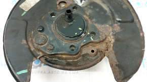 Rear left hub Toyota Camry v55 15-17 usa with cover, rusty cover, dented