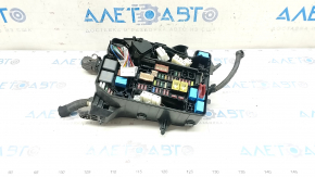 Underhood fuse box Toyota Prius 30 10-15 complete with housing, without cover