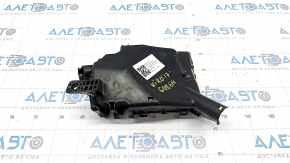 Kia Niro 17-22 HEV underhood fuse box housing broken mount