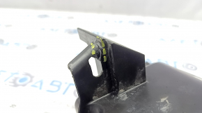 Kia Niro 17-22 HEV underhood fuse box housing broken mount
