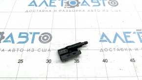 Windshield washer nozzle right Mazda 3 19- Japan built