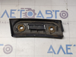 Rear bumper retainer left Lexus GS350 GS450h 08-11