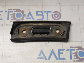 Rear bumper retainer right Lexus GS350 GS450h 08-11