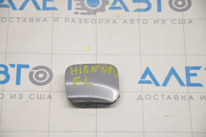 Front bumper tow hook plug left Toyota Highlander 08-10 scratched