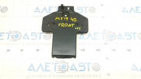 Radiator grille mount center Mazda 3 19- 4d