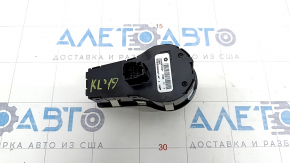 Light control Jeep Cherokee KL 14 - black under fog lights, cracks in the lining