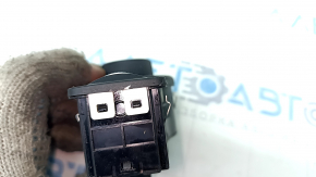 Light control Jeep Cherokee KL 14 - black under fog lights, cracks in the lining