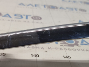 Rear bumper molding right Nissan Murano z52 15- scratches, chrome swelled