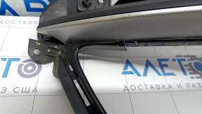 Lower grille of front bumper Kia Niro 17-19 HEV, PHEV under fog lights, without radar, broken fasteners, cracks, scratches