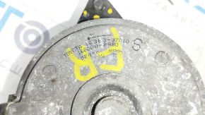 Right cooling fan motor Toyota Prius 30 10-15 broken bolts in fasteners