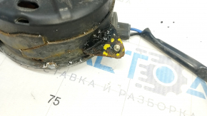 Right cooling fan motor Toyota Prius 30 10-15 broken bolts in fasteners