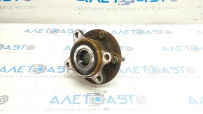 Front left hub Mazda 3 19-