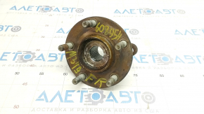 Front right hub Mazda 3 19 - play