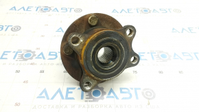 Front left hub Mazda 3 19 - play