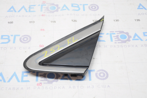 Front left wing corner plug Nissan Murano z52 15 - broken guide, torn seal
