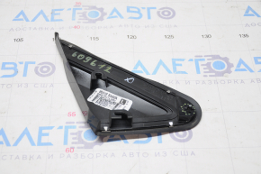Front left wing corner plug Nissan Murano z52 15 - broken guide, torn seal
